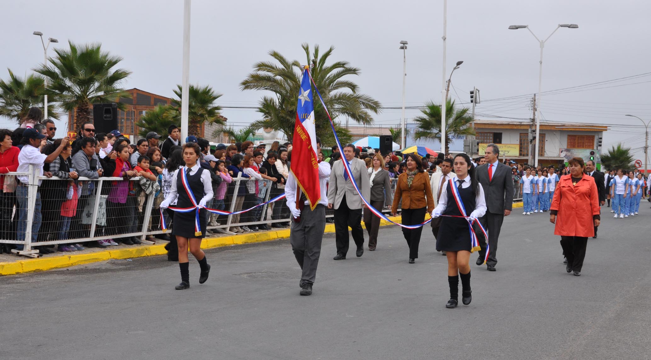 Desfile en Alto Hospicio por festejos del 21 de Mayo