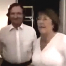 bachelet-video_230x230